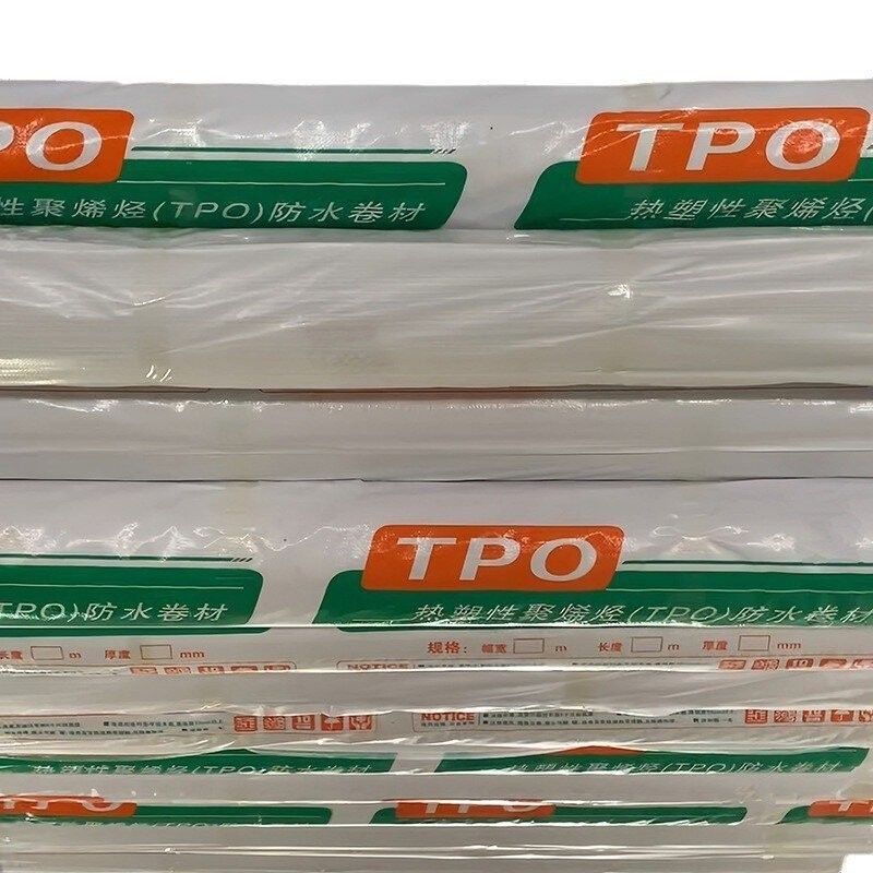 Strong Adhesion TPO Waterproofing Membrane Fleece Backing For Concrete Roof Renovation